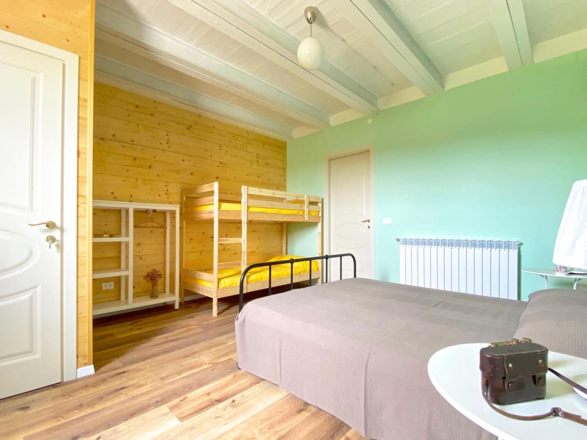 Casale Casini Soccorso Guest House Senigallia Room photo